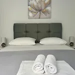 Seaside Polic, Rogoznica Apartment