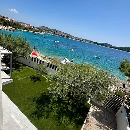 Seaside Polic, Rogoznica