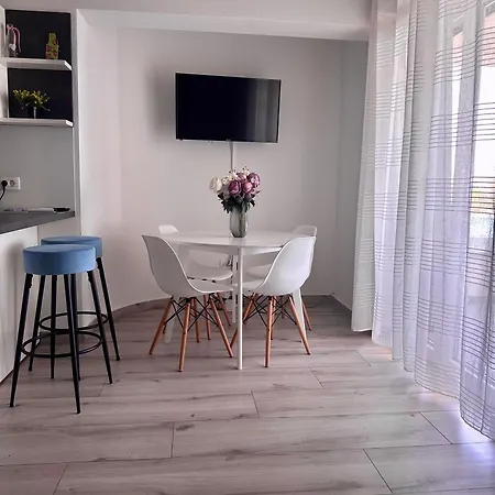 Seaside Polic, Rogoznica Apartmán *