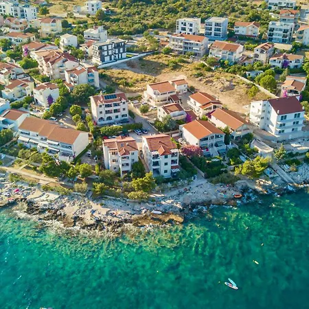 Seaside Polic, Rogoznica * Zečevo