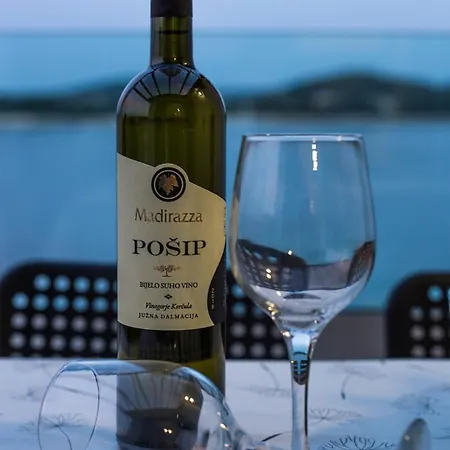 Seaside Polic, Rogoznica Zečevo