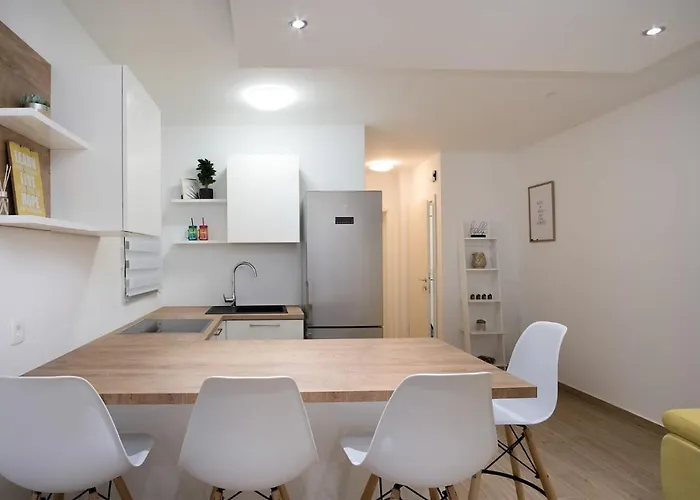 Seaside Polic, Rogoznica Apartman Zecevo