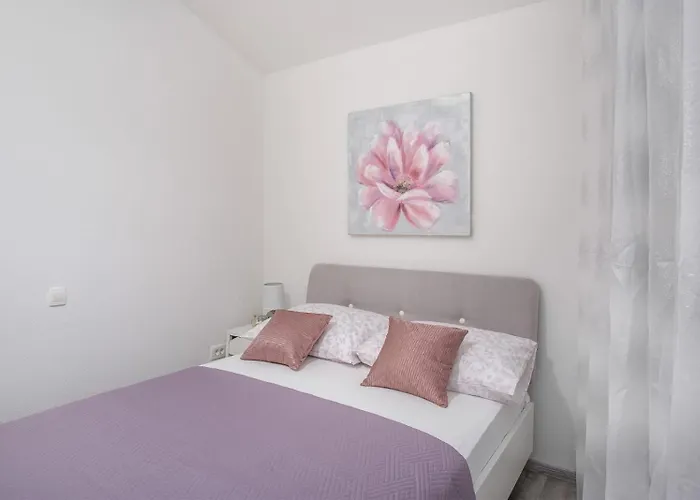 Seaside Polic, Rogoznica Apartman *