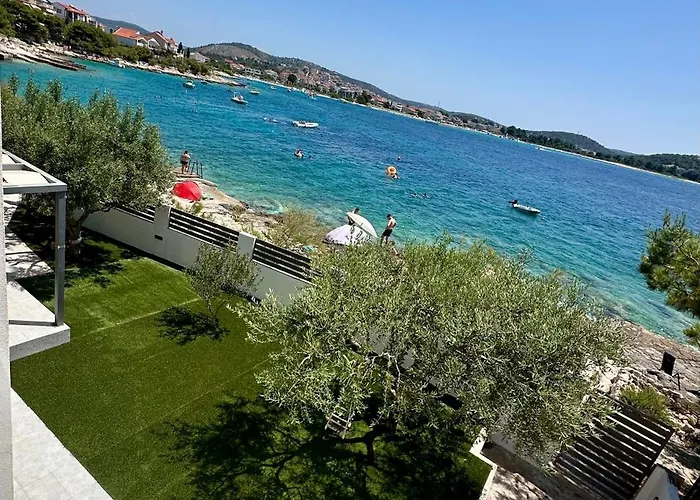 Seaside Polic, Rogoznica