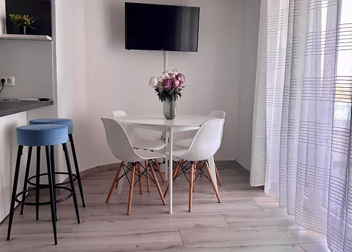 Seaside Polic, Rogoznica Apartman *